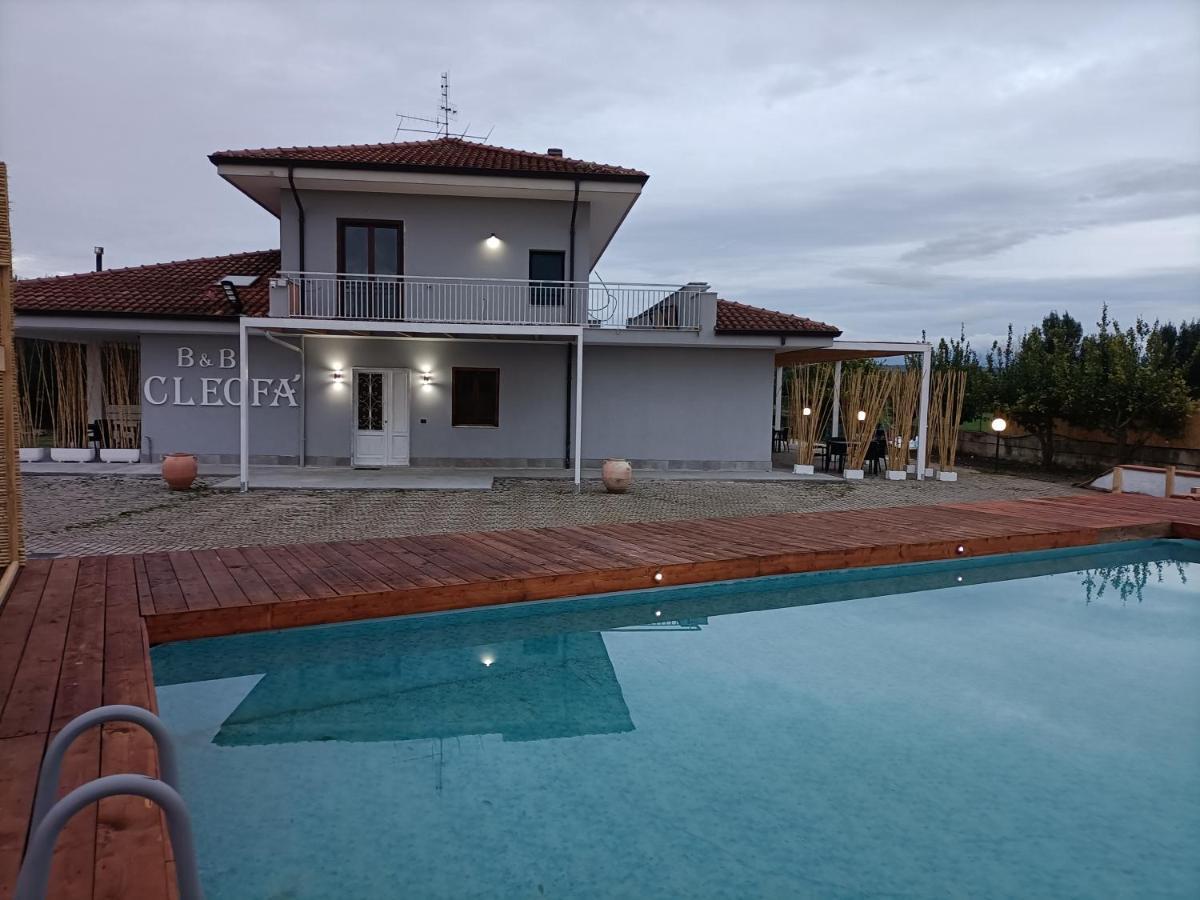 Cleofa Apartment Паестум Екстериор снимка