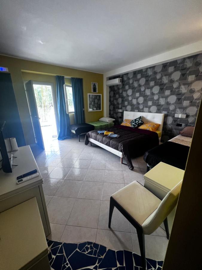 Cleofa Apartment Паестум Екстериор снимка